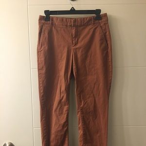 Banana republic women’s chinos with raw hem